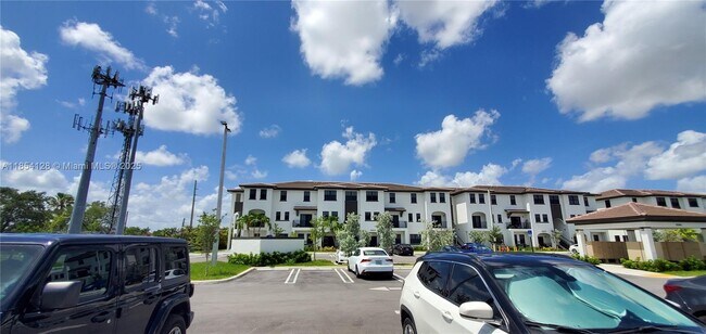 Building Photo - 15540 SW 136th St