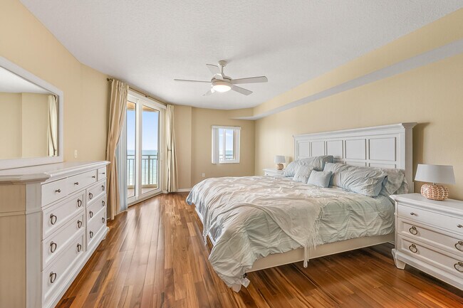 Building Photo - 925 Florida A1A