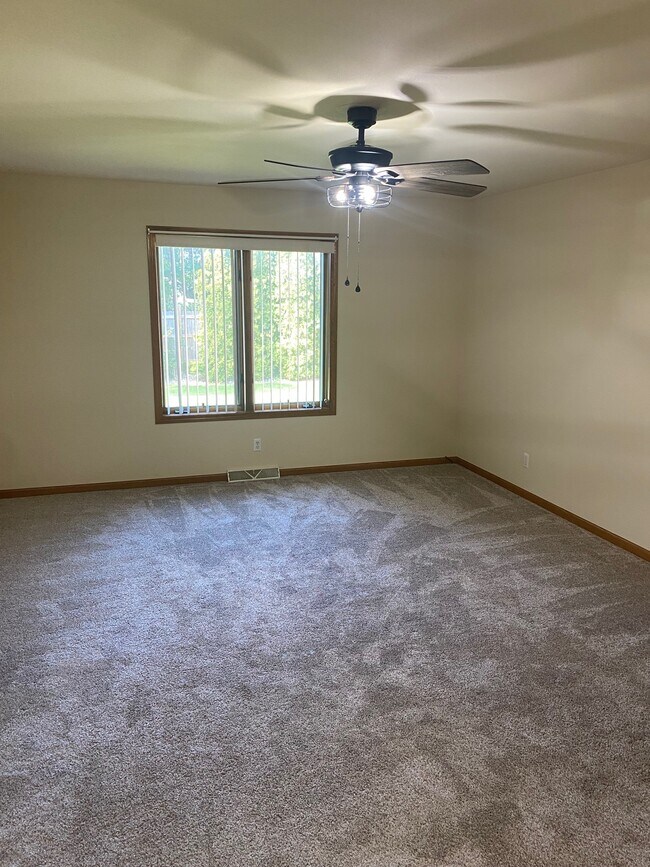 Master Bed - 8122 14th Ave