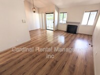Building Photo - 10510 Sunland Blvd