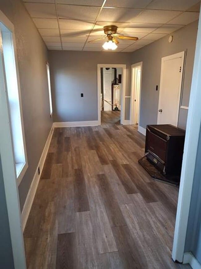 Building Photo - Lovely 2/1 small house for rent!!