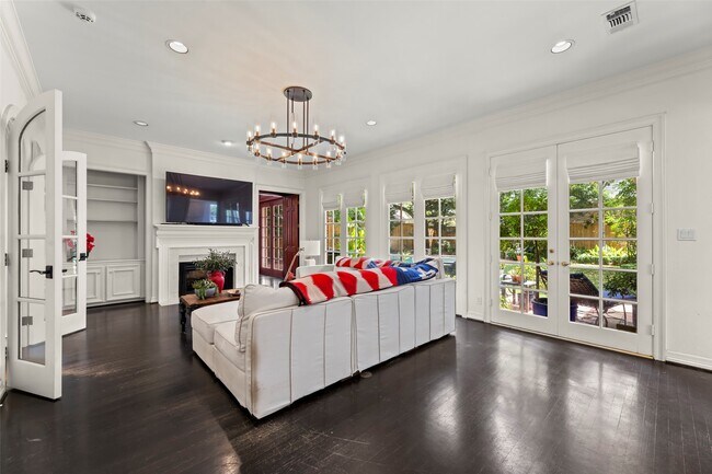 Building Photo - 5305 Fieldwood Dr