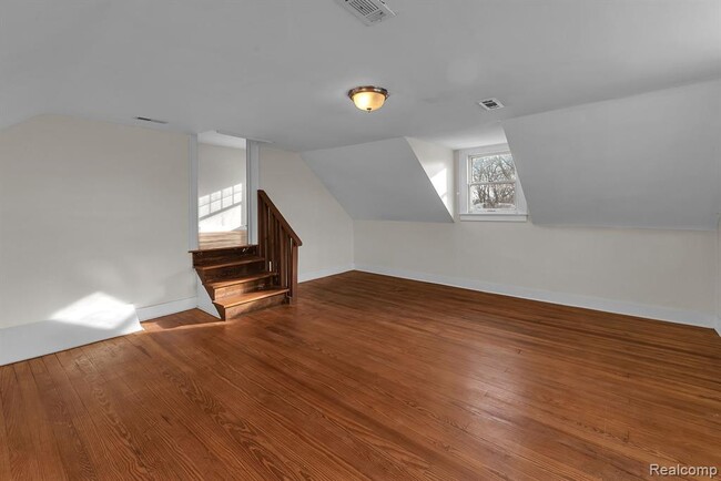 Building Photo - 3524 S Haggerty Rd