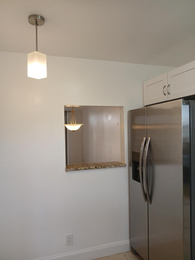 Building Photo - 4760 Lucerne Lakes Blvd W