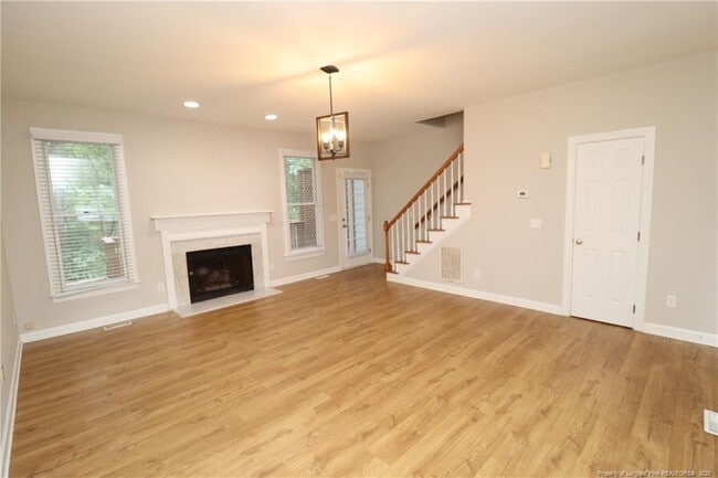 Building Photo - 114 Windward Ct