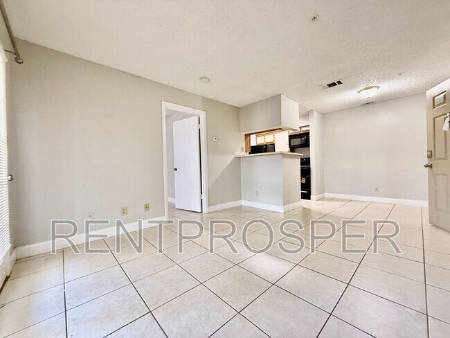 Building Photo - 238 Afton Square