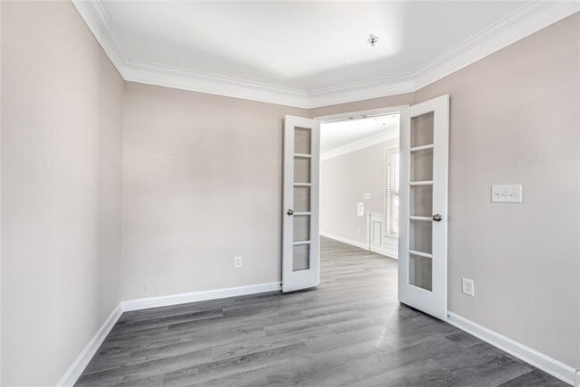 Building Photo - 268 Balaban Cir