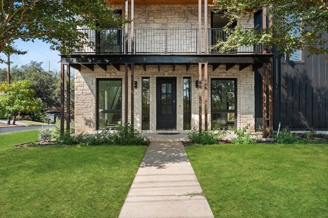 Building Photo - 3814 Wadford St