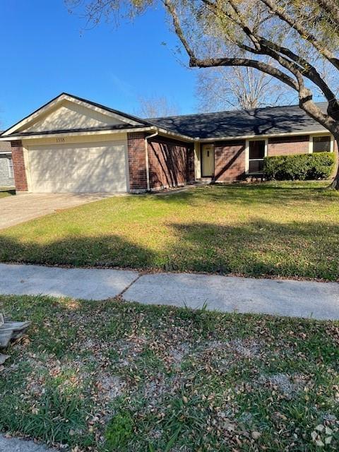 Building Photo - 1338 Macclesby Ln