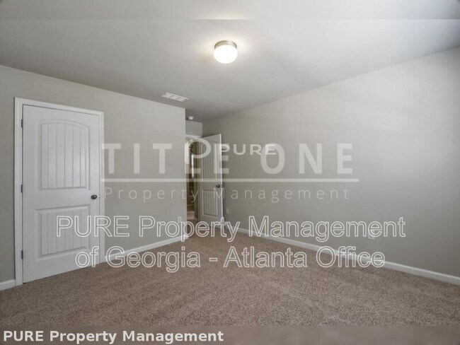 Building Photo - 4126 Water Mill Dr