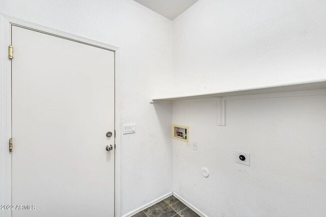 Building Photo - 322 S 120th Ave