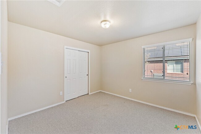 Building Photo - 9816 Tully Weary Ln