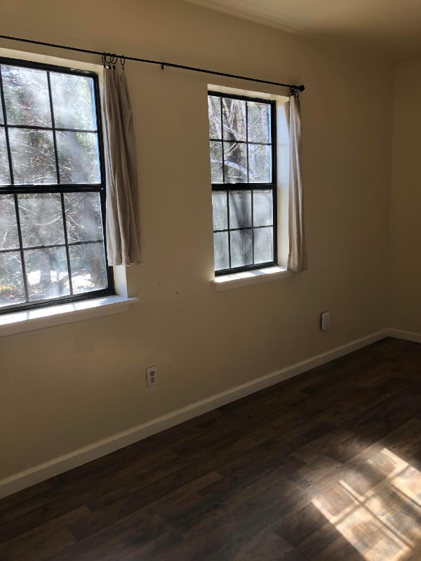 Building Photo - 204 E Hinckley St