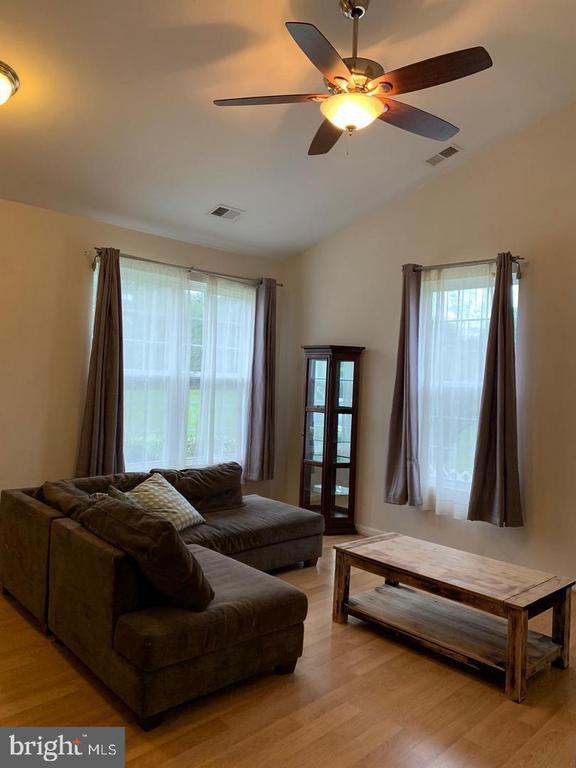 Building Photo - 26729 Bentley Pl