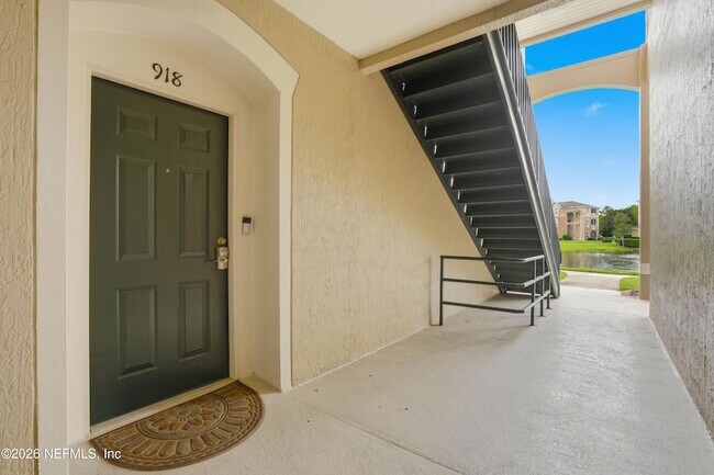 Building Photo - 7990 Baymeadows Rd E