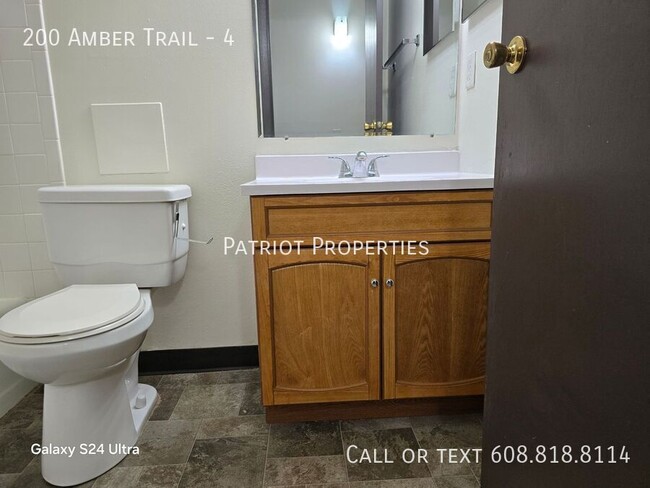 Building Photo - 200 Amber Trail