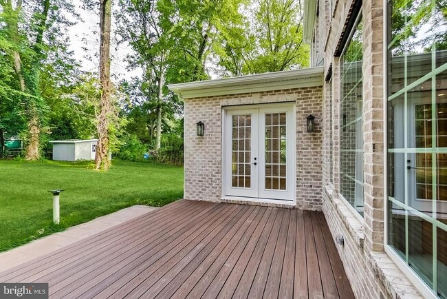 Building Photo - 3104 Sleepy Hollow Rd