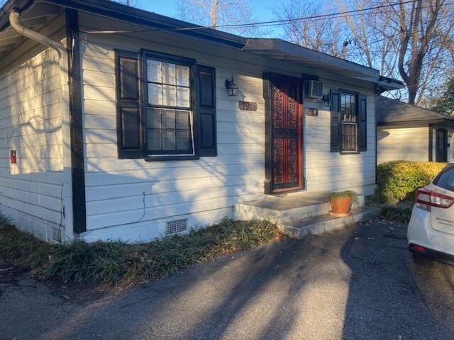 Duplex 791B on left - 791 Forrest St NW