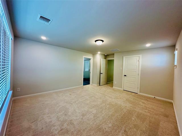 Building Photo - 4801 Maxwell Dr