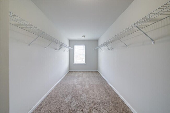 Building Photo - 5595 Banner Blvd