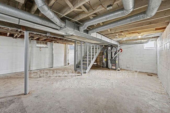 Building Photo - 2710 Hazel Ave