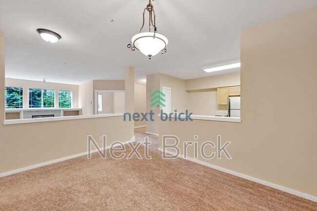 Building Photo - 107 164th St SE
