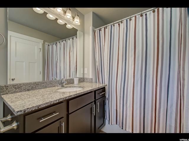 Building Photo - 863 Cecina Ct