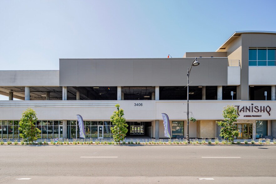 Building Photo - 3406 El Camino Real