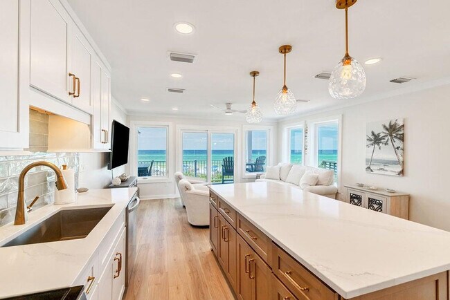 Building Photo - 100 S Spooky Ln