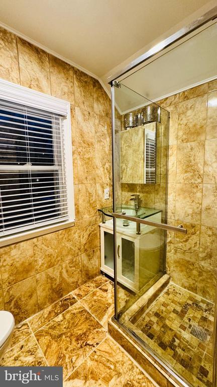 Building Photo - 1111 Dennis Ave