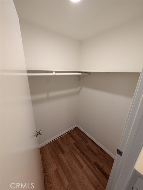 Building Photo - 2620 Huntington Dr