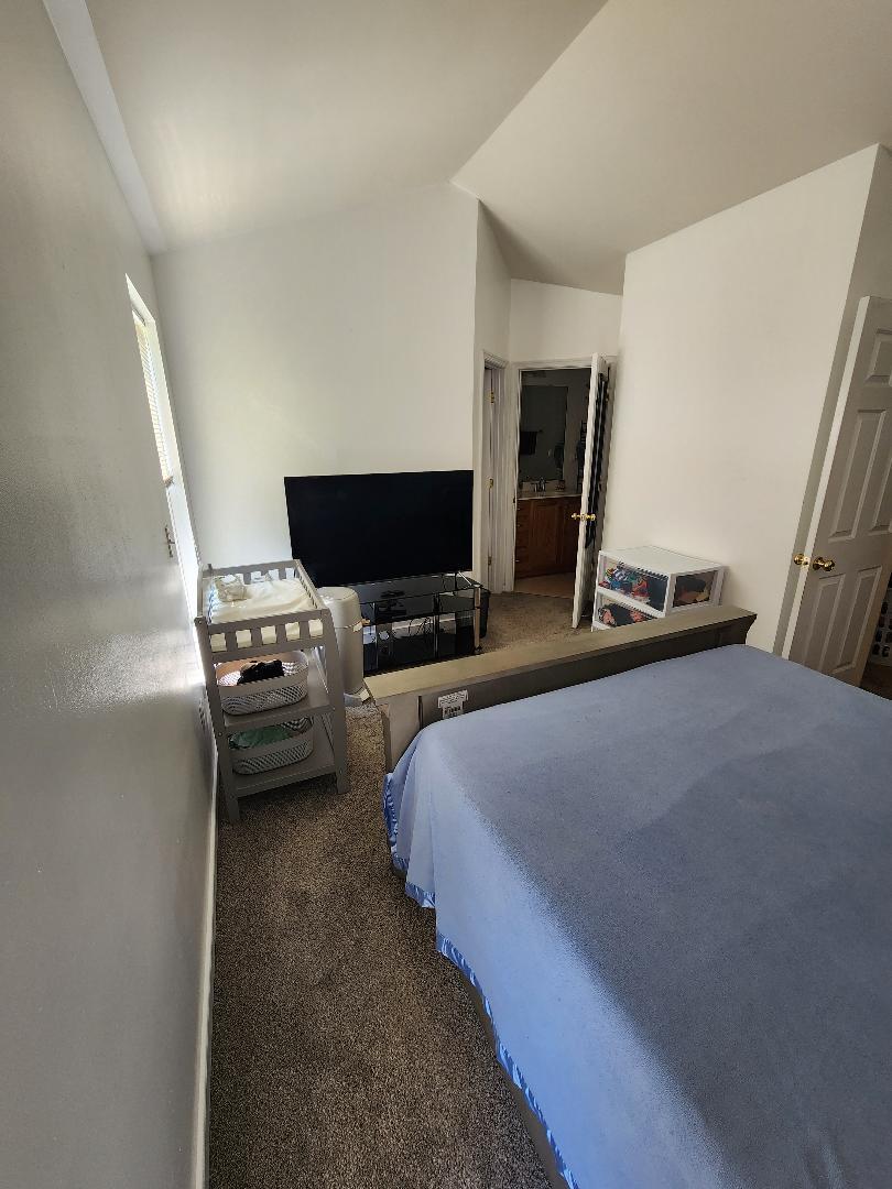 Master Bedroom - 4205 Riding Place Rd