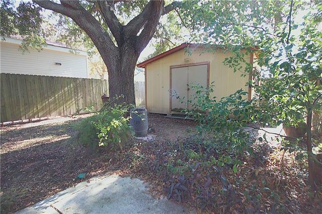 Building Photo - 617.5 Victory Dr