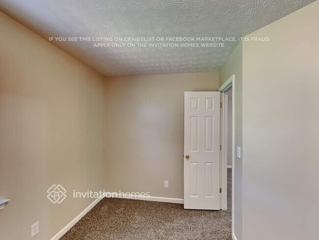 Building Photo - 6615 Gigi Dr