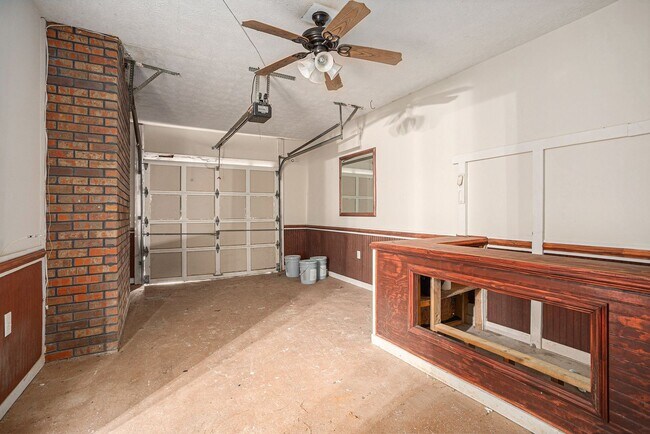 Building Photo - 3 bdrm, 2 bath in Stonecrest