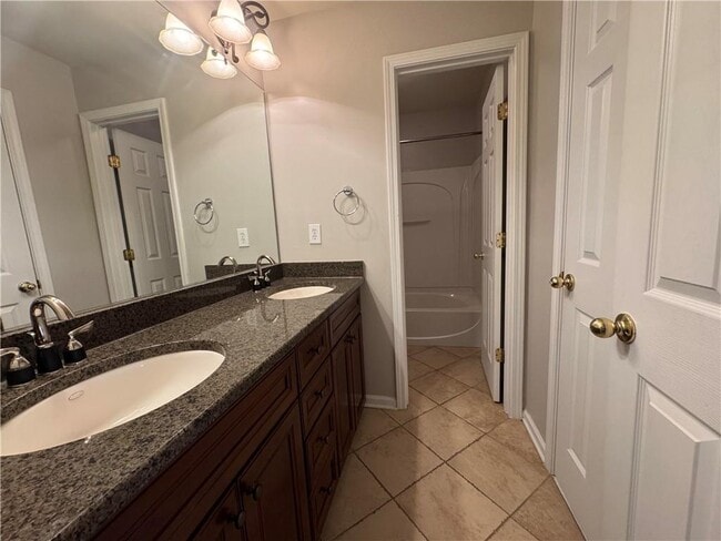 Building Photo - 10905 Brunson Dr