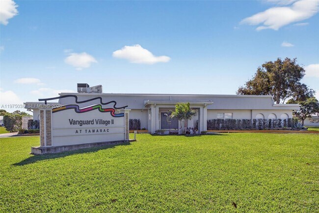 Building Photo - 7613 NW 67th Ave