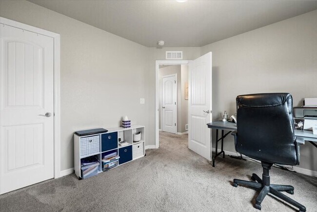 Building Photo - 10715 Horton Dr