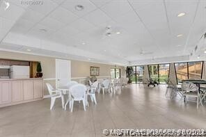 Building Photo - 10600 S Ocean Dr
