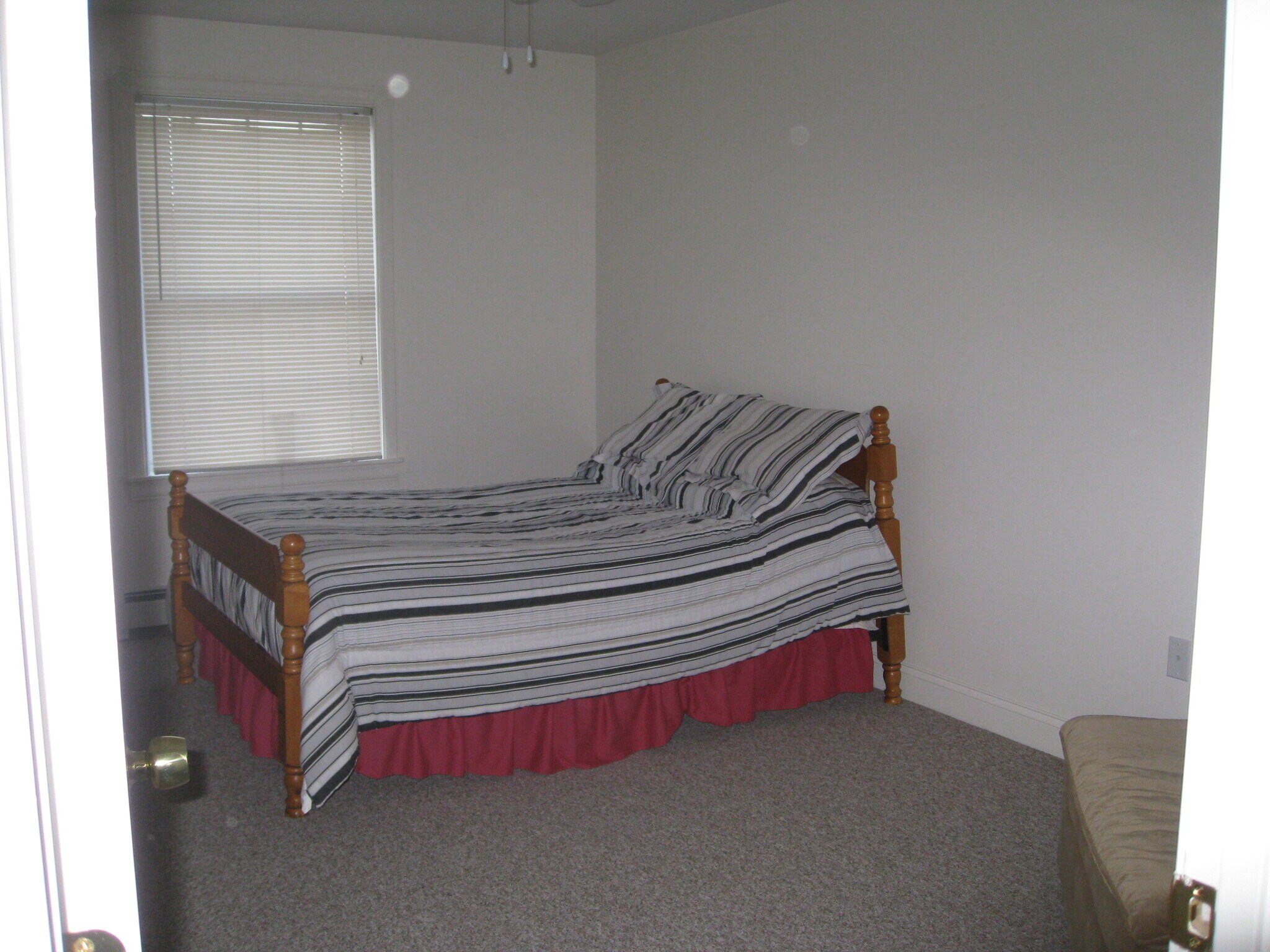 Building Photo - 18 Melvin Ave