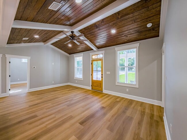 Building Photo - 807 Cherokee Ave