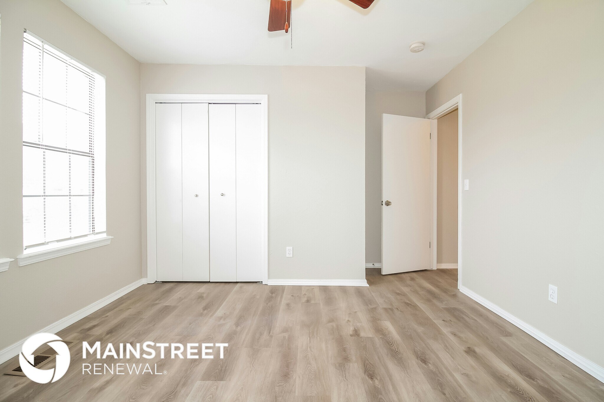 Building Photo - 5513 Cloverlawn Dr