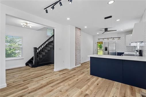 Building Photo - 3627 Woodland Ave