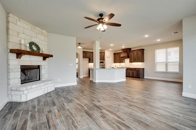 Building Photo - 1409 Arrowwood Dr