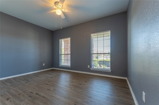 Building Photo - 2401 Spruce Springs Way