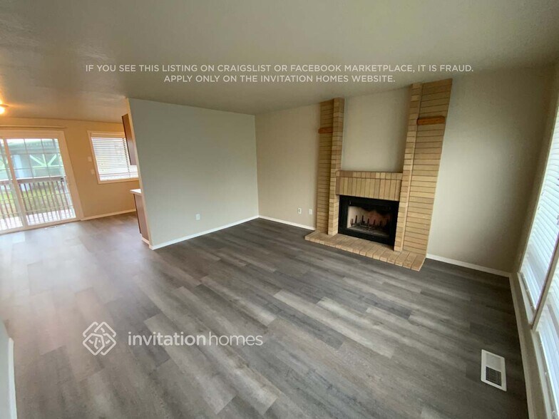 Building Photo - 7826 N Woodworth Ave