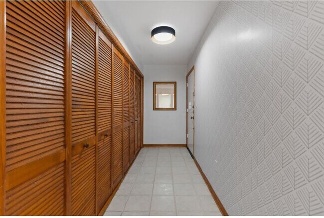 Building Photo - Stunning 2/1 with Water Views at Bivens La...