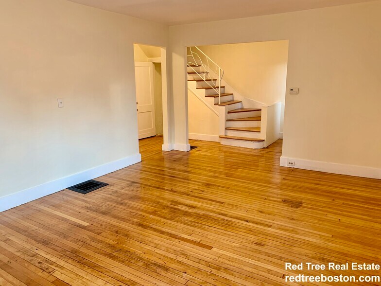 Building Photo - 20 Wadsworth St