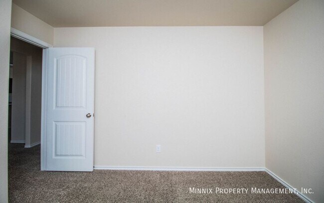 Building Photo - 1519 Rattler Ln