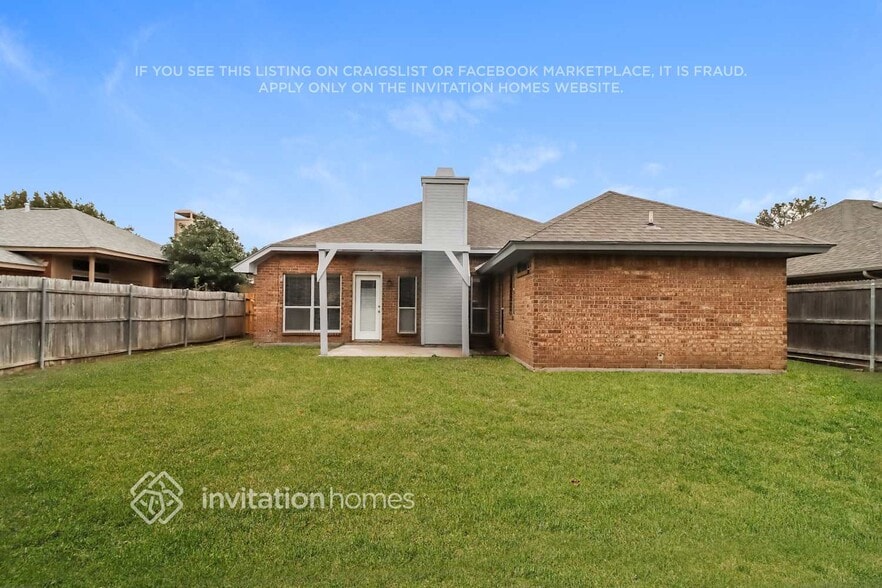 Building Photo - 1936 Ashley Dr